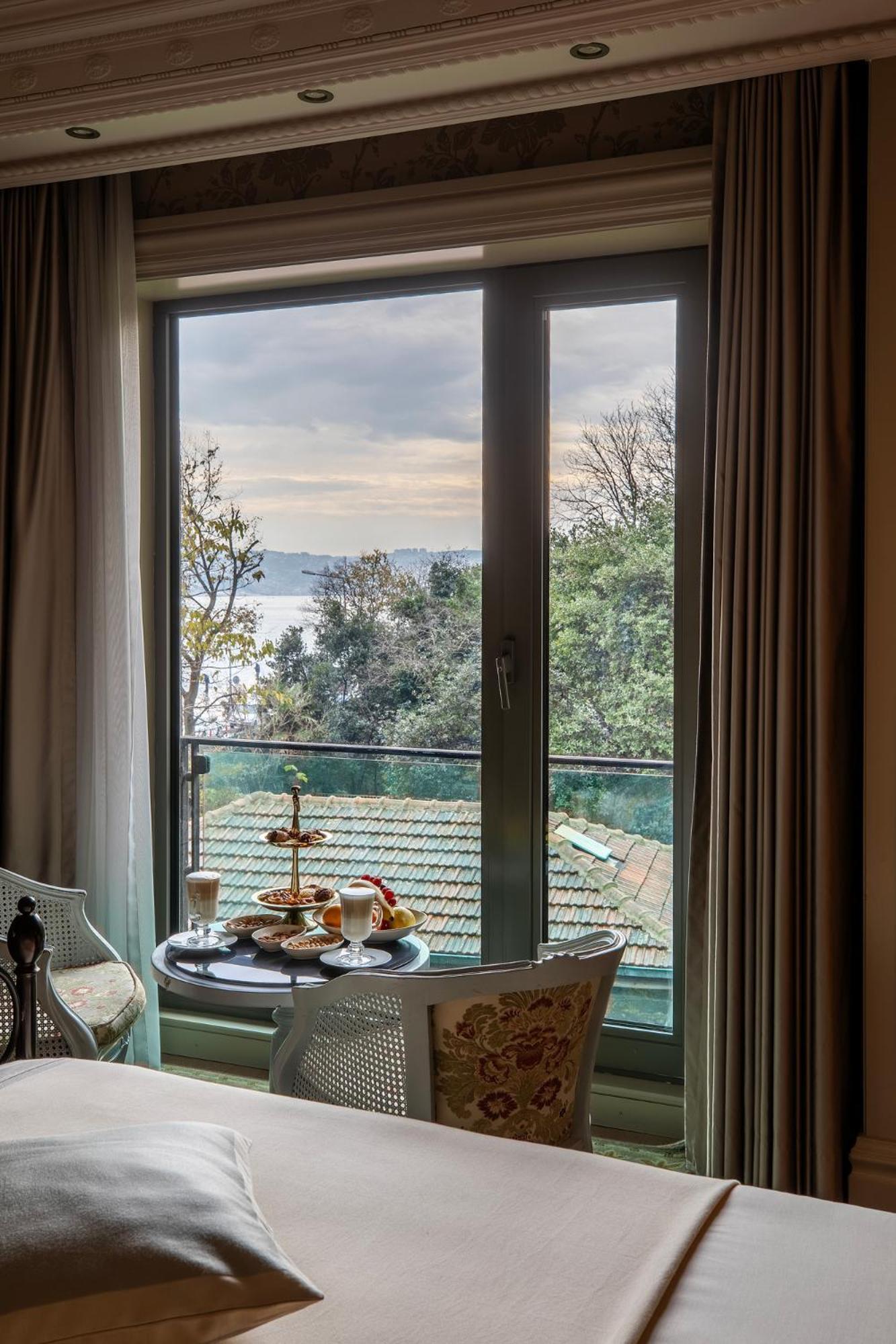 Mfb Tarabya Hotel Istanboel Buitenkant foto